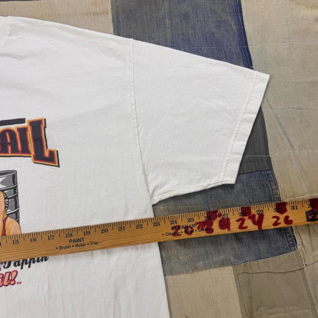 2000s Lil’ Beaver Tail Beer Graphic Tee | XL