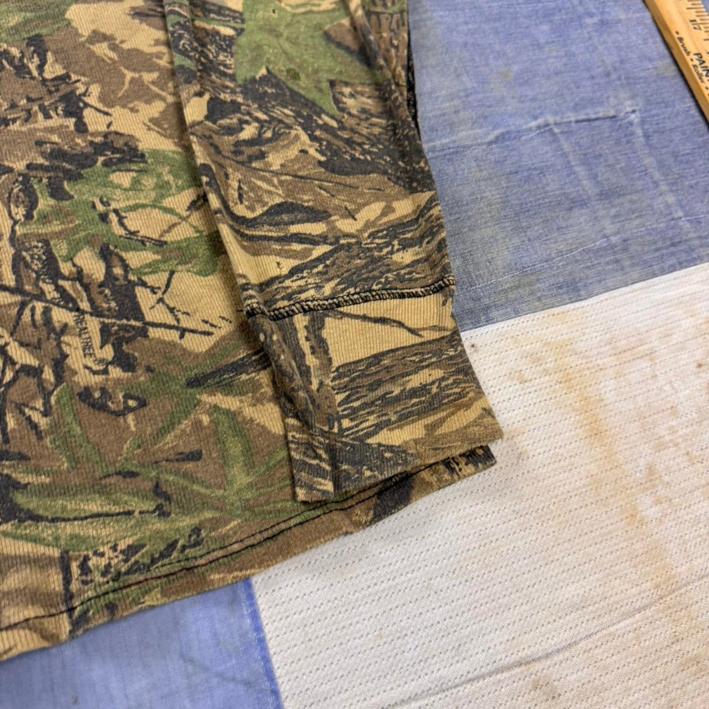 90s Realtree Camo Henley Long Sleeve Shirt Size XL